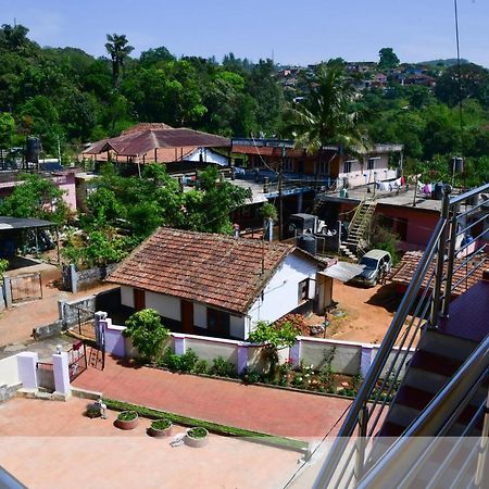Cauvery Suites Мадикери Экстерьер фото