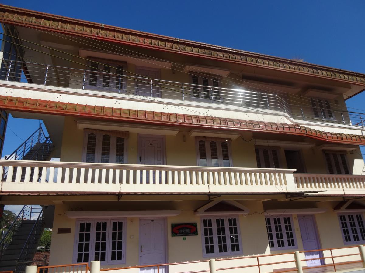 Cauvery Suites Мадикери Экстерьер фото